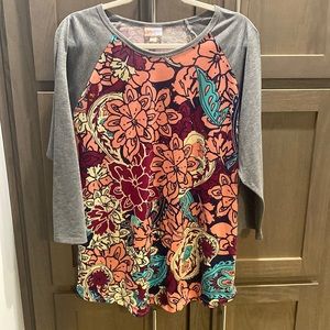 NWOT! Lularoe 3/4 sleeve shirt